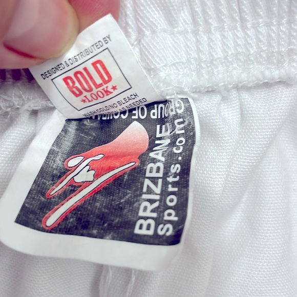 Bold White Karate Uniform Adult Size 5 - Picture 9 of 10